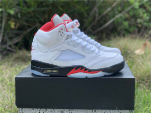 AJ Jordan 5 Retro Fire Red Silver Tongue (2020)