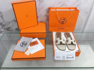 Hermes Oran Sandal Beige
