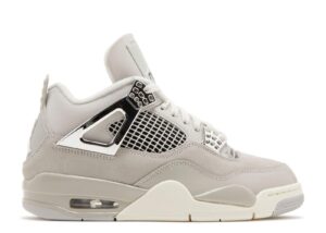 Wmns AJ Jordan 4 Retro Frozen Moments Everlasting Sneaker